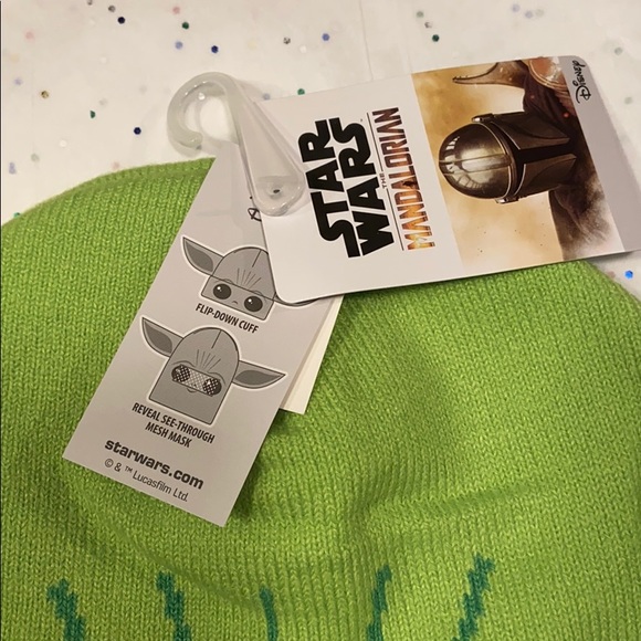Baby Yoda Roll Down Beanie hat 👒 NWT ADULT SIZE - Picture 2 of 6